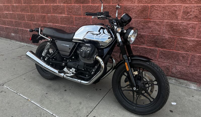 
								2018 Moto Guzzi V7 III Shine (Limited Edition) full									