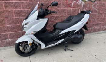 
									2018 Suzuki Burgman 400 full								