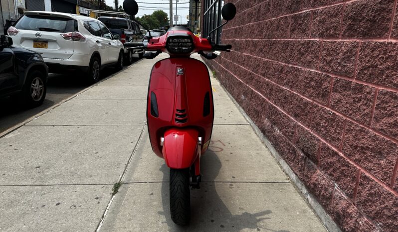 
								2020 Vespa Sprint 150 full									