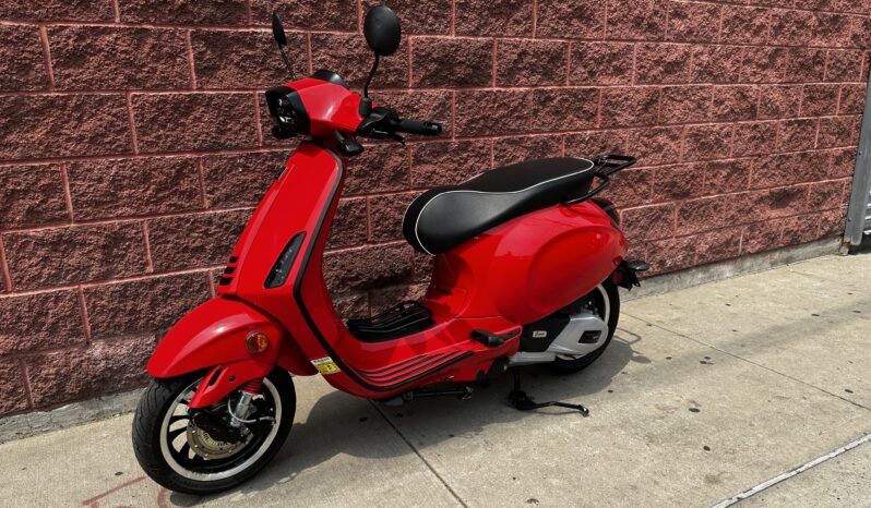 
								2020 Vespa Sprint 150 full									