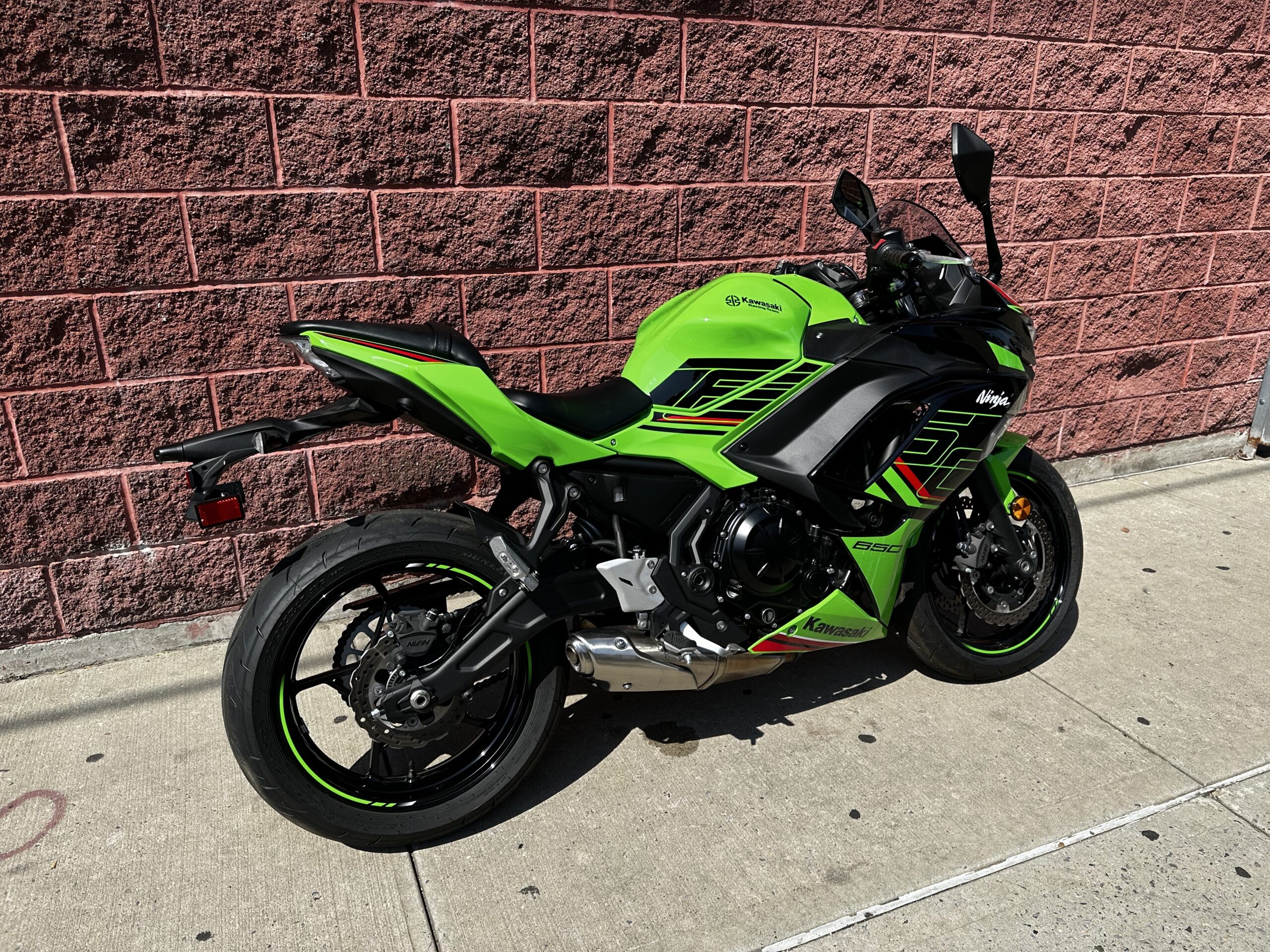 2023 ninja 650 colors