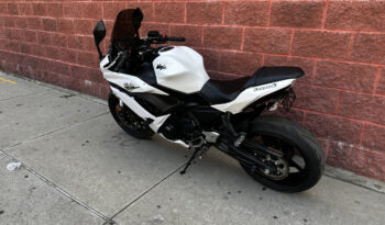 
									2017 Kawasaki Ninja 650 full								
