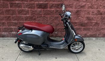 
									2022 Vespa Primavera 150 full								