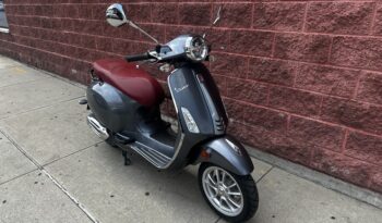 
									2022 Vespa Primavera 150 full								