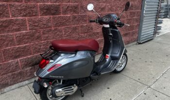 
									2022 Vespa Primavera 150 full								