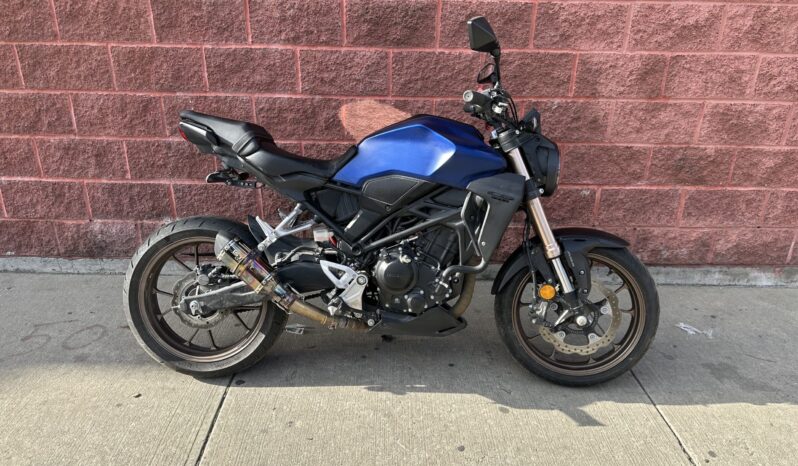 
								2020 Honda CB300F Blue full									